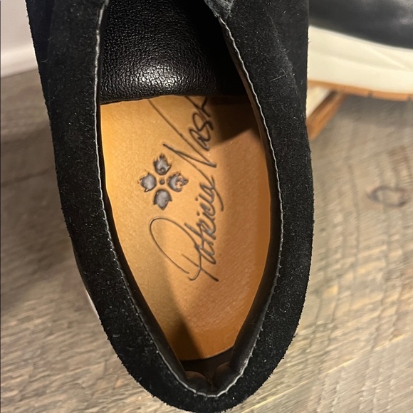 Patricia Nash Women's Milano Sneakers Black Suede/Leather Size 9 - Picture 2 of 8